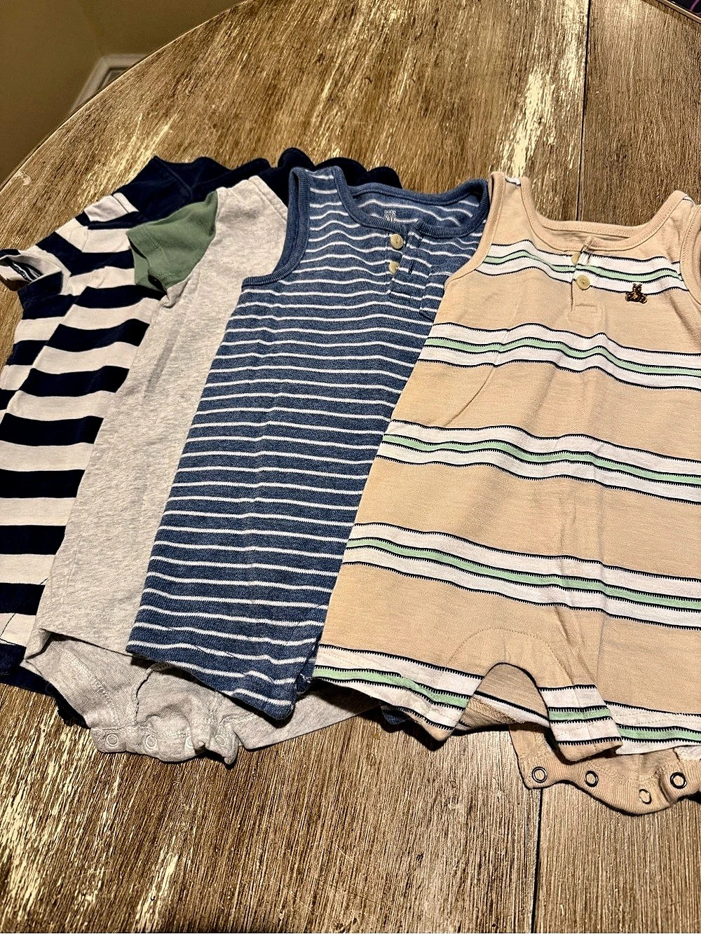 GAP Baby Romper Bundle (4 pack)